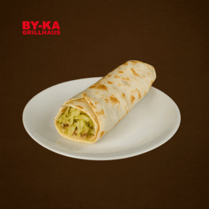 Türkische Pizza mit Salat